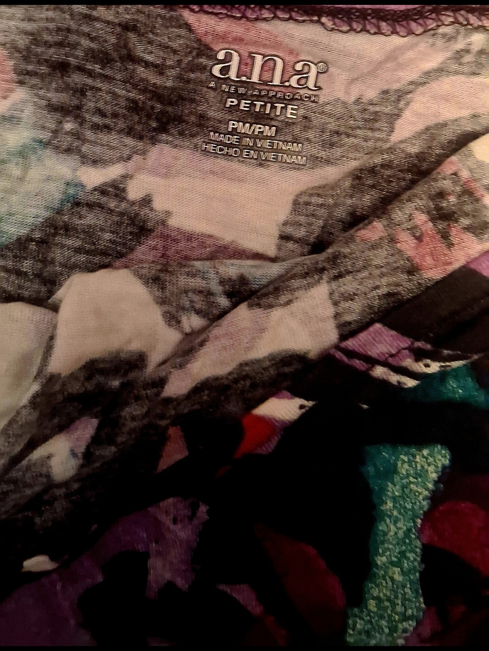 Abstract Floral Puff-Sleeve Blouse in Multi-Color - Picture 2 of 2